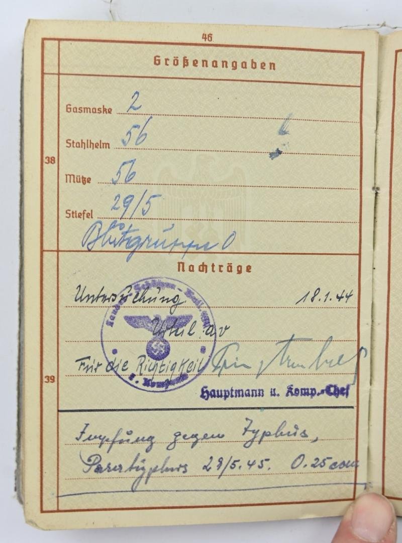 German WH Wehrpass 'Holland May '40' — image 10