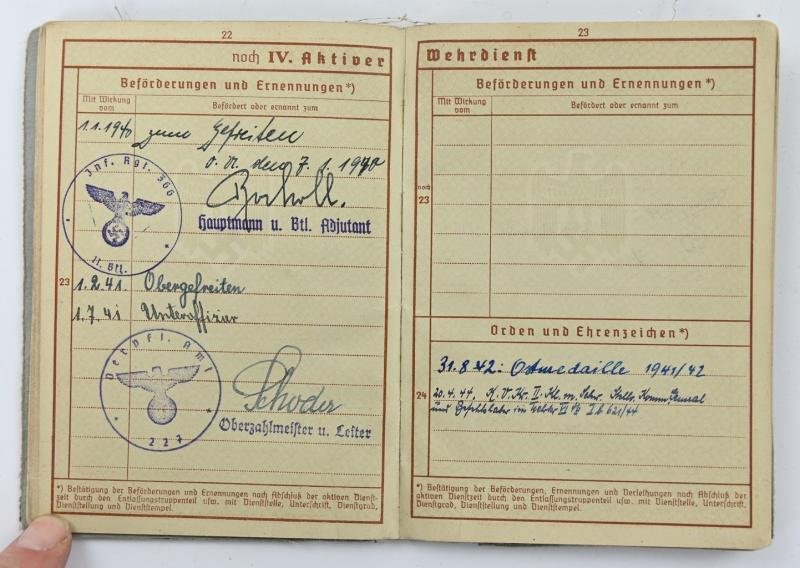 German WH Wehrpass 'Holland May '40' — image 6