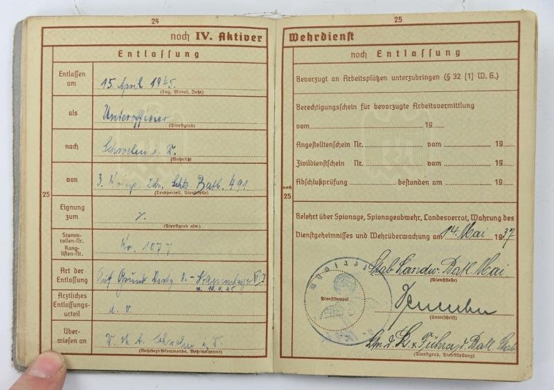 German WH Wehrpass 'Holland May '40' — image 7