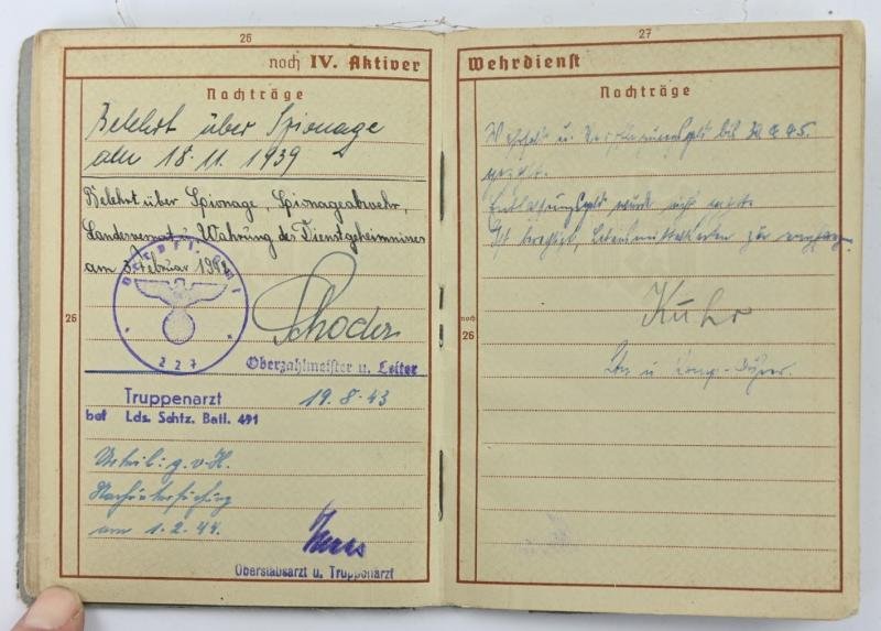 German WH Wehrpass 'Holland May '40' — image 8