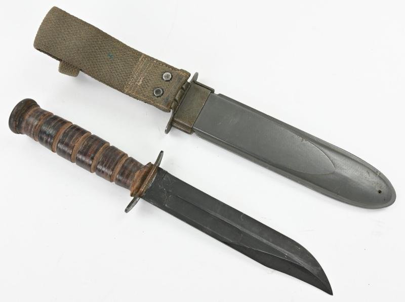 US Navy WW2 KA-Bar Fighting Knife — image 7