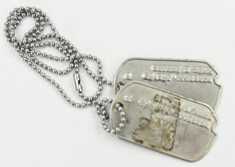 US WW2 Dog-tag set with Chain 'Jack E Curtis' — image 3