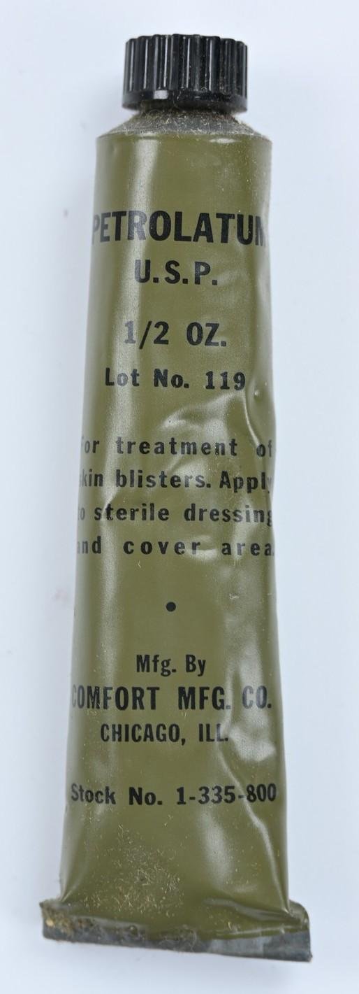 US WW2 Medic Jungle Kit with Content — image 11