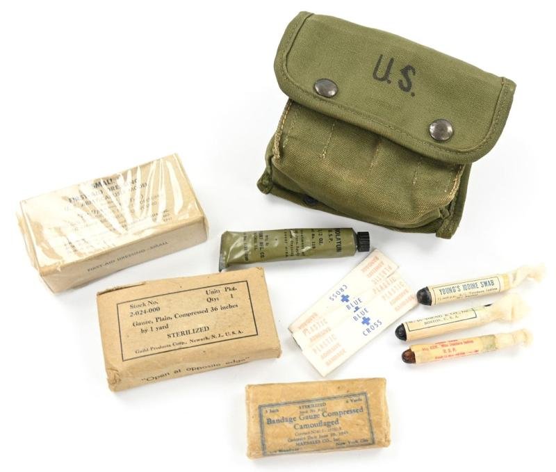 US WW2 Medic Jungle Kit with Content — image 7