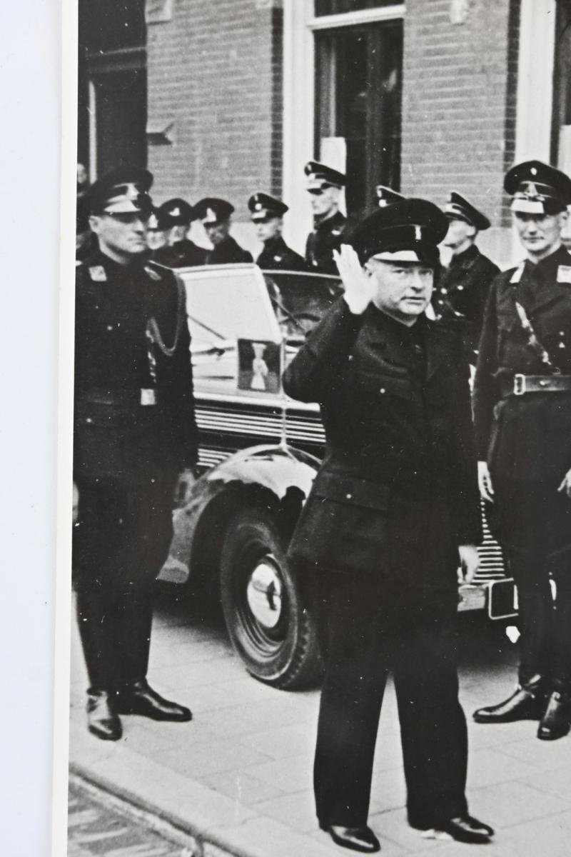 Dutch NSB Press Photo 'Mussert and his Flag' — image 2