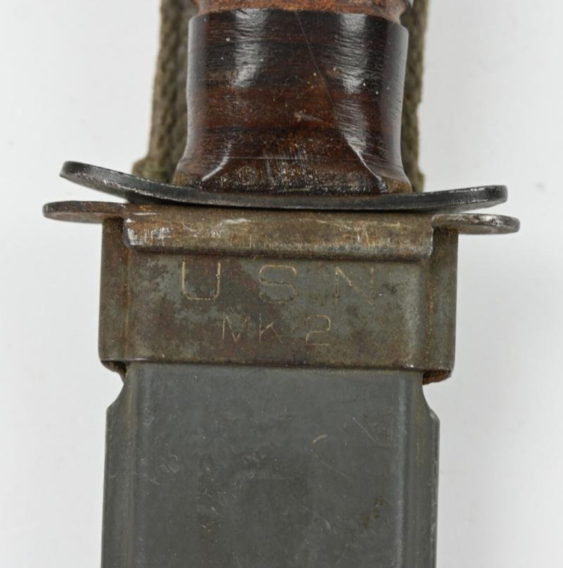 US Navy /USMC WW2 KA-Bar Fighting Knife — image 3