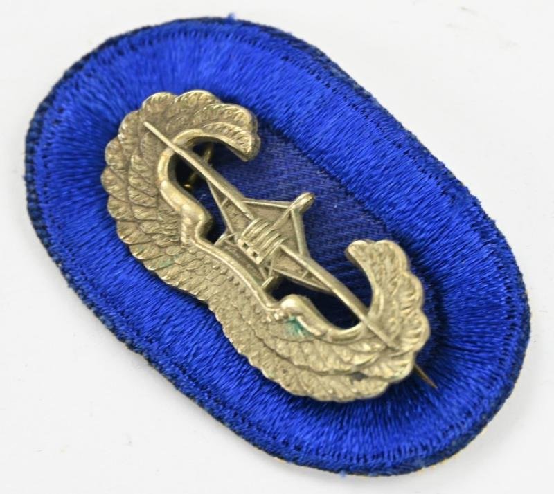 US WW2 Airborne Gliderwing British Made with Oval — image 2