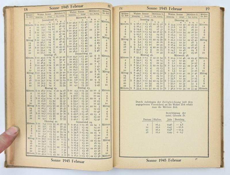 German KM Yearbook 1945 — image 3