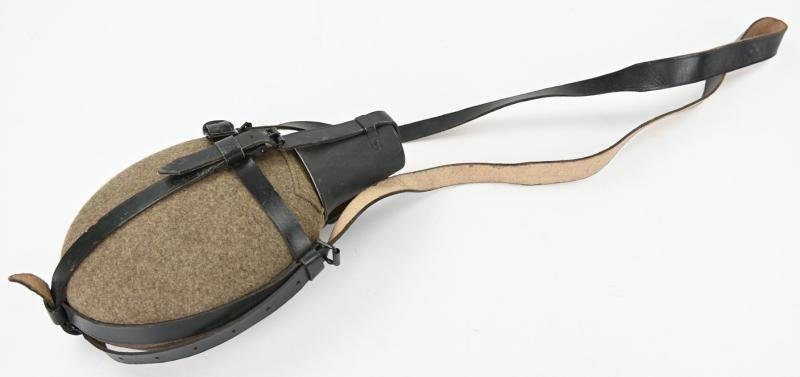 German WH Medic/ GBJ Canteen — image 2