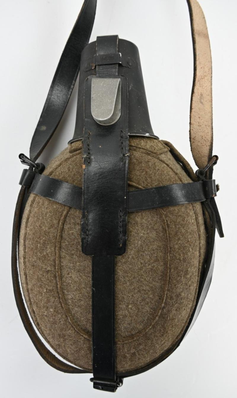 German WH Medic/ GBJ Canteen — image 4