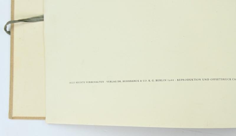 German WH Haut Liska Sketch Book 1944 — image 3