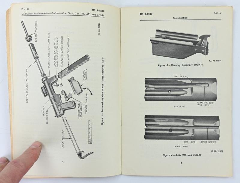 US WW2 Technical Manual Grease Gun TM 9-1217 — image 3