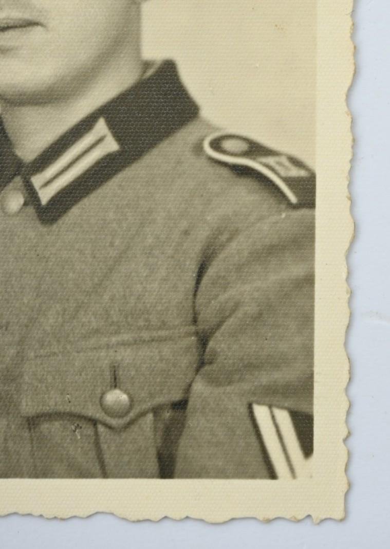 German WH Portrait Picture — image 2