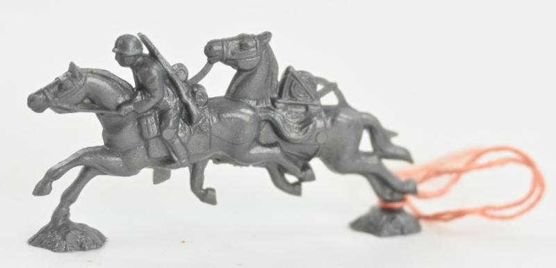 German WHW Plastic Figure 'Cavalry' — image 4