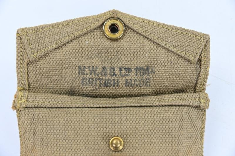 US WW2 M-1942 BM First Aid Pouch with First Aid Kit — image 4