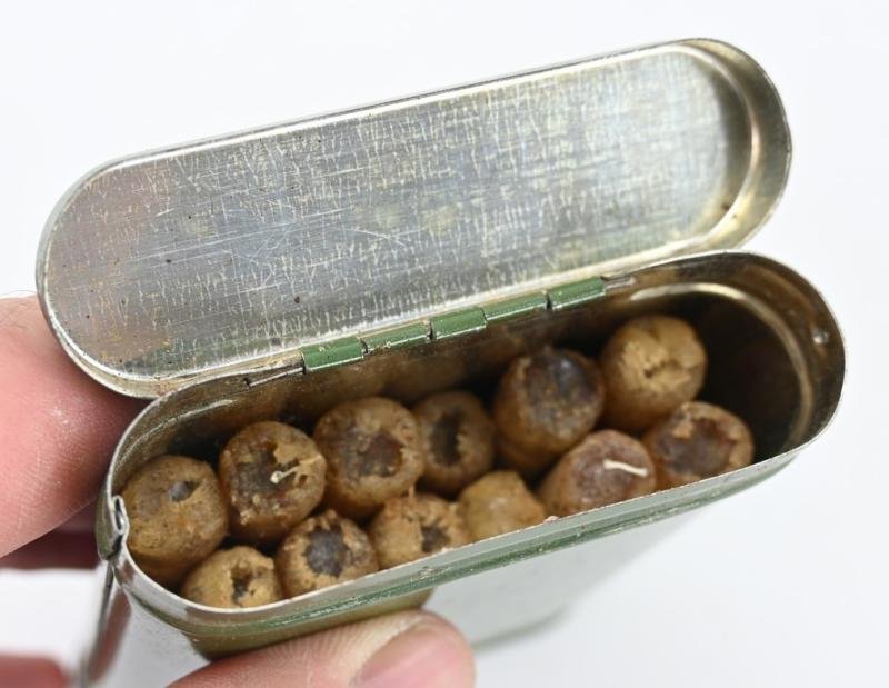 US WW2 Medical Tin Can — image 5