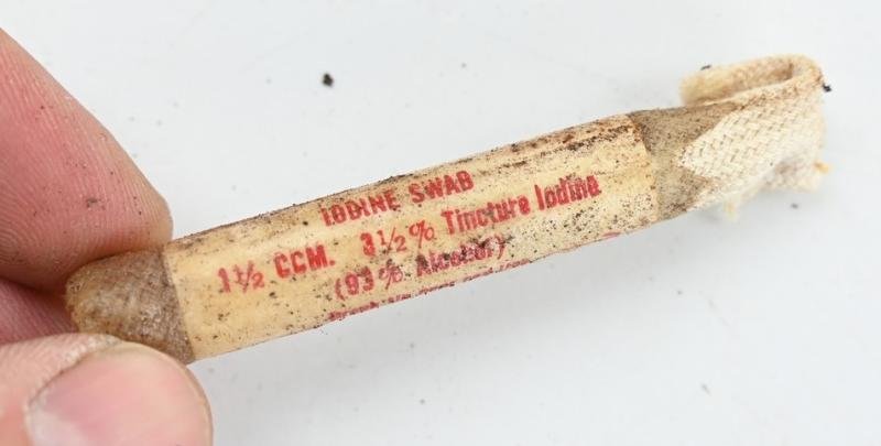 US WW2 Medical Tin Can — image 7