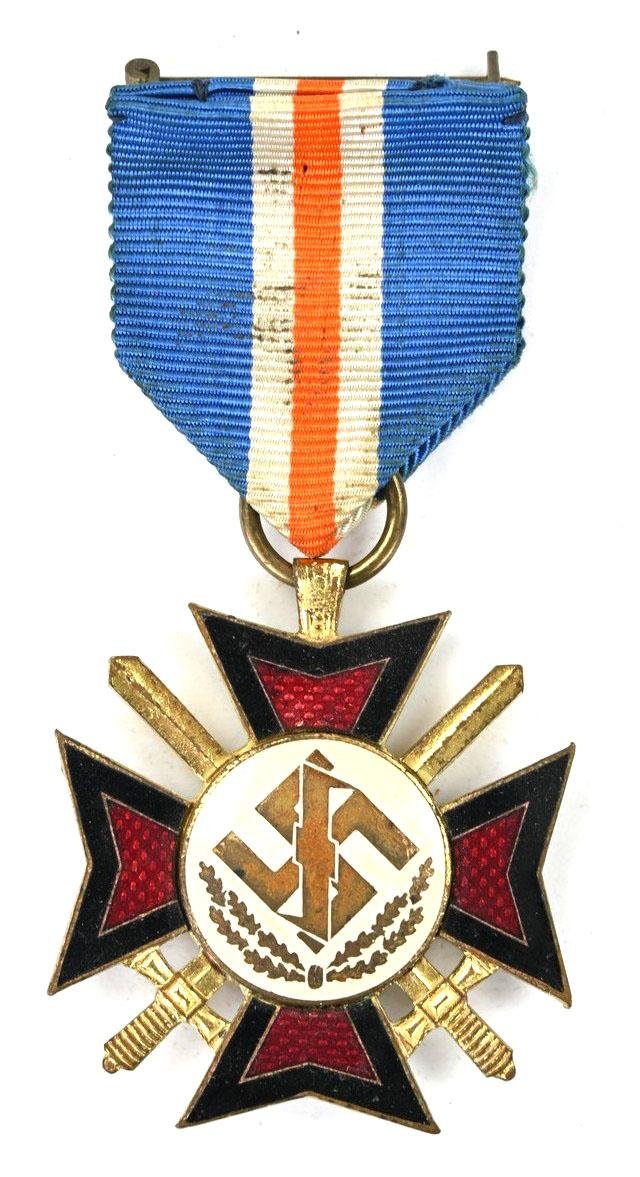 Dutch NSB Mussert Cross in Case — image 11