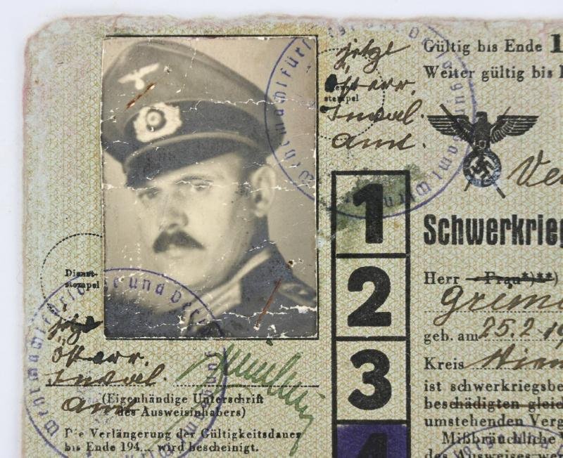 German ID Card of War Damaged Soldier — image 2