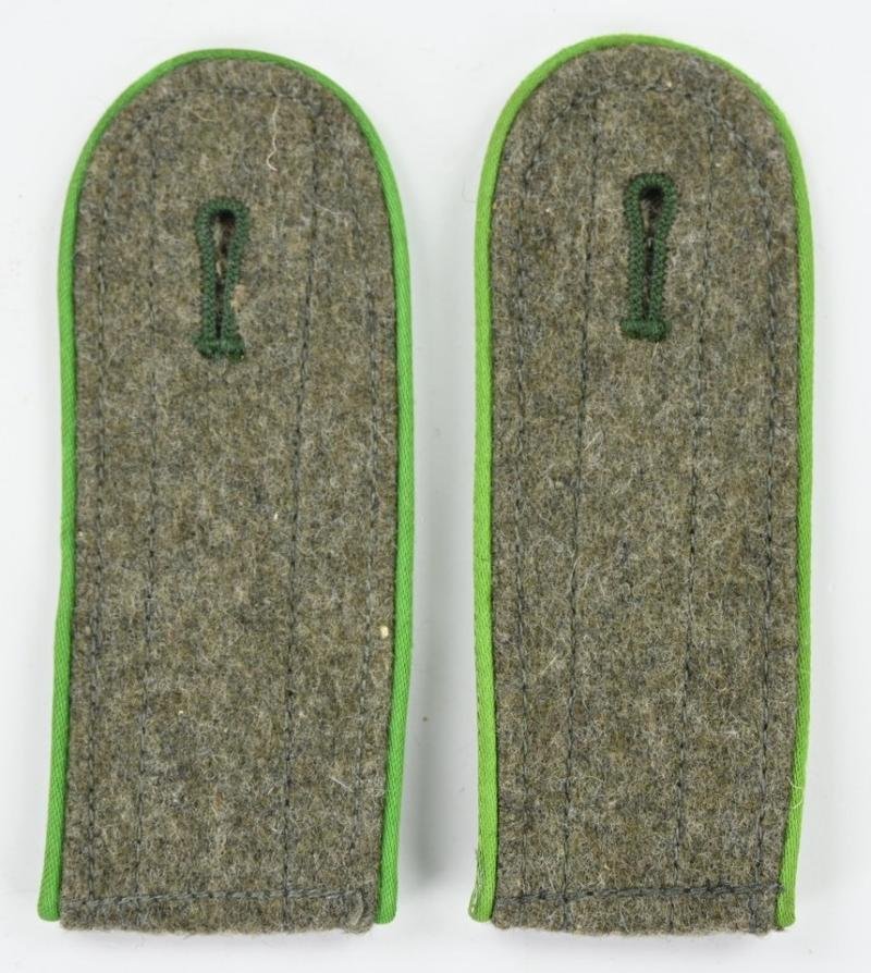 German WH M44 Shoulderboard Set 'Panzer Grenadier' — image 2