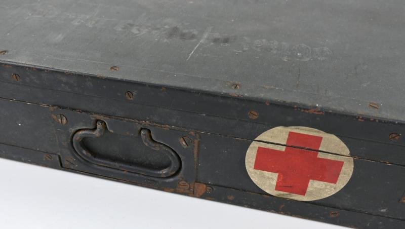German DRK Medical Equipment Case for Firefighters — image 2