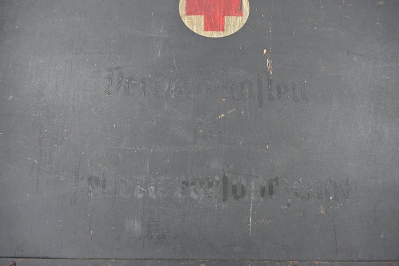 German DRK Medical Equipment Case for Firefighters — image 4