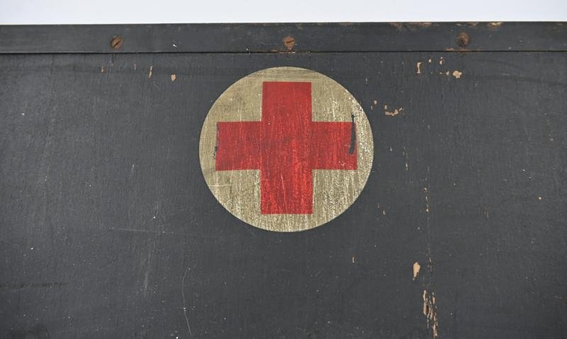 German DRK Medical Equipment Case for Firefighters — image 5
