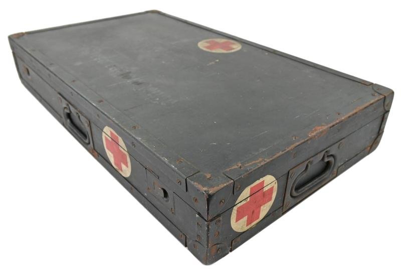 German DRK Medical Equipment Case for Firefighters — image 6