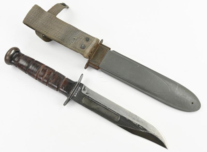 US Navy WW2 KA-Bar Fighting Knife — image 2