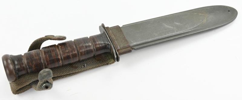 US Navy WW2 KA-Bar Fighting Knife — image 5
