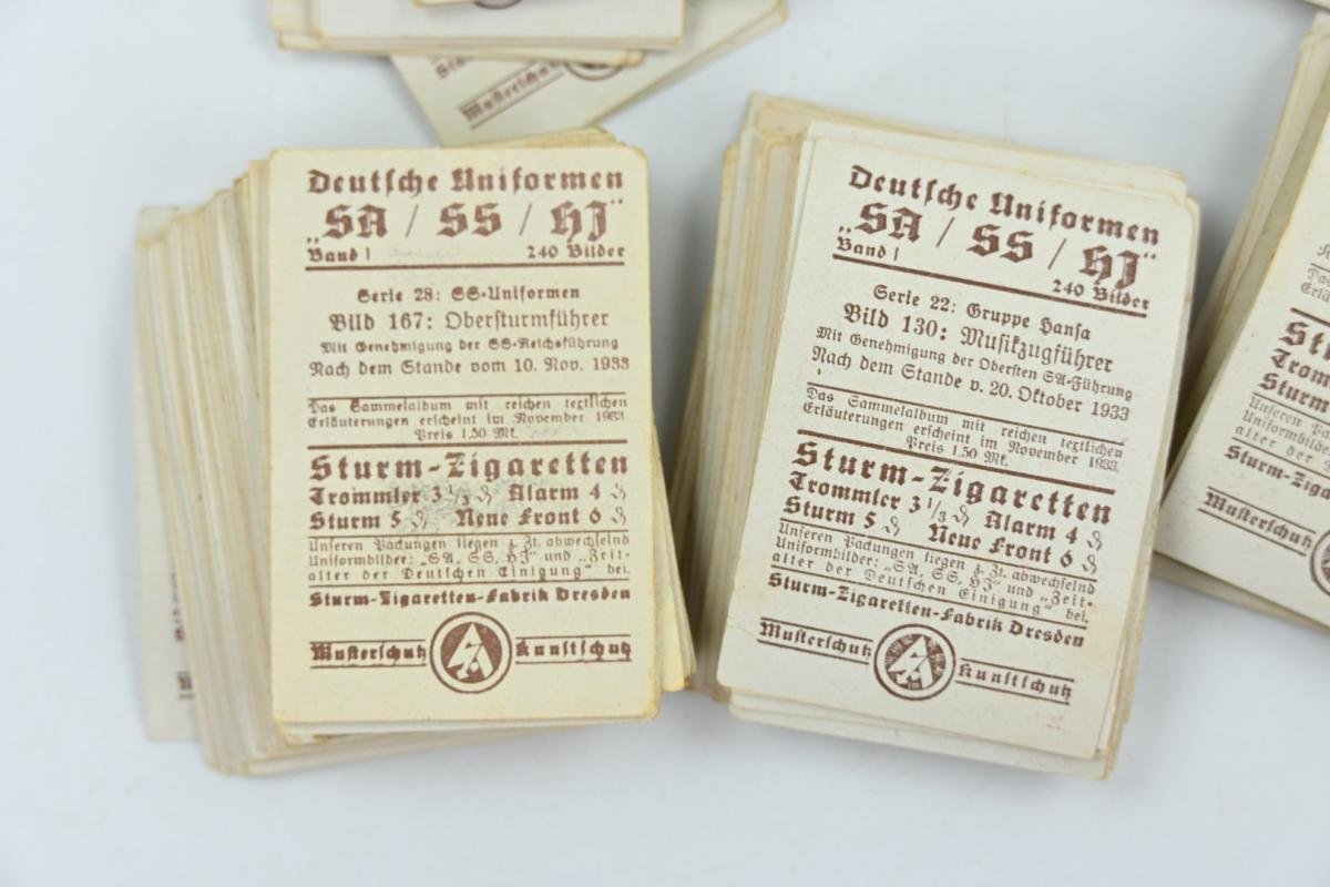 German Third Reich Cigaret Album 'Deutsche Uniformen' Picture Set — image 5