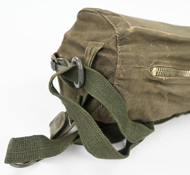 German LW FSJ Gasmask Bag with Gasmask 'edb' — image 11