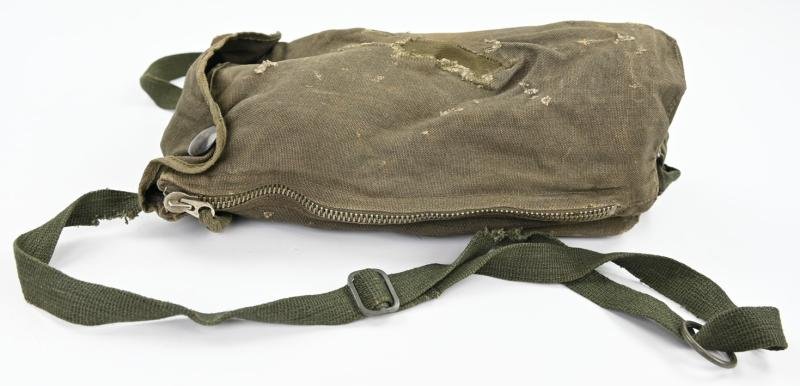 German LW FSJ Gasmask Bag with Gasmask 'edb' — image 2