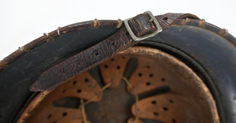 German LW M40 SD Combat Helmet with Full Wire Basket — image 17