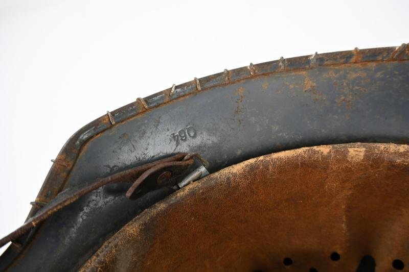 German LW M40 SD Combat Helmet with Full Wire Basket — image 19