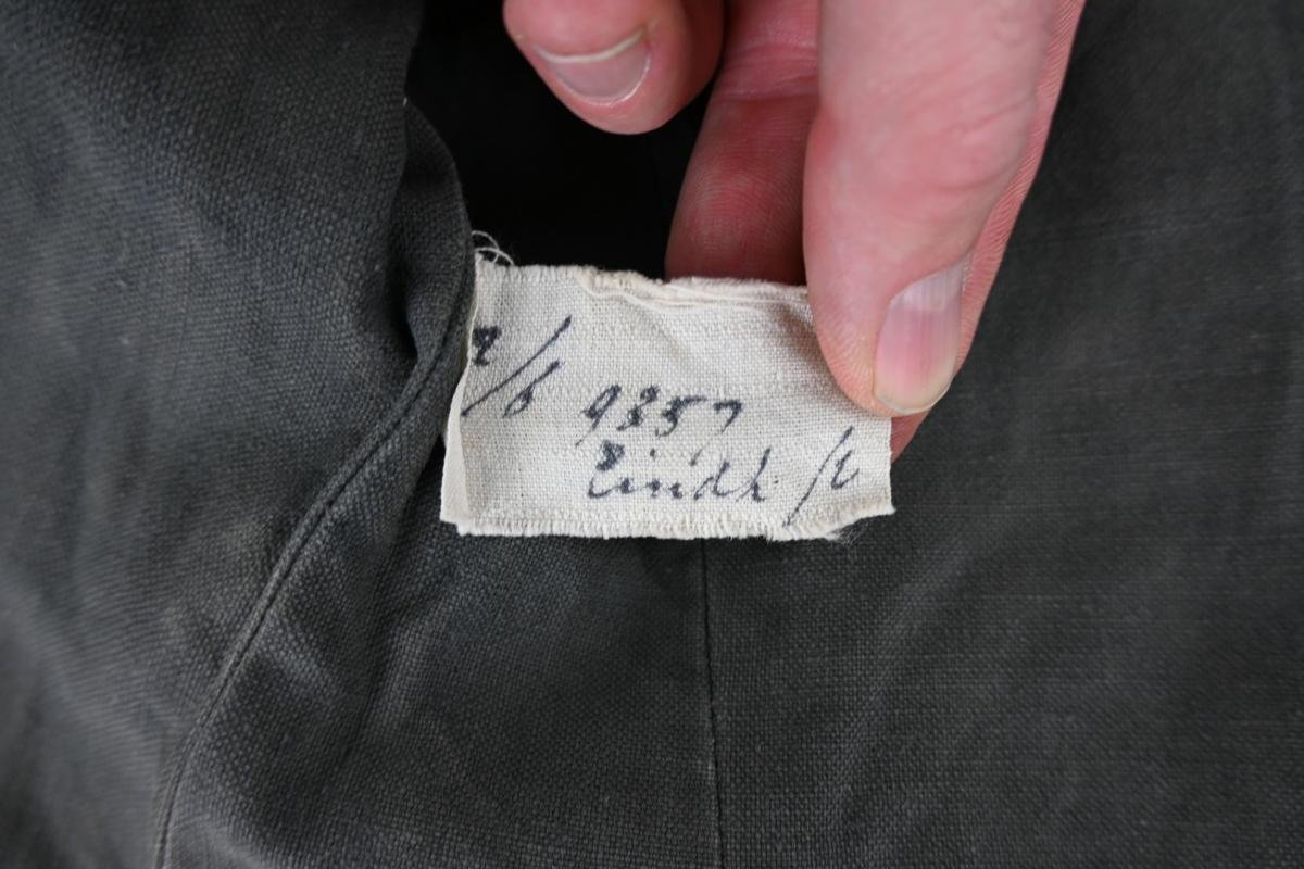 Dutch WW2 'Buitenmodel' Officer Tunic — image 9