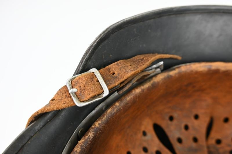 German LW M35 DD Helmet SE68 — image 15