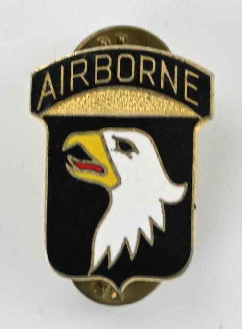 US 101st Airborne Division DUI Unit Crest Pin — image 2