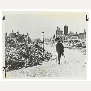 Allied WW2 Press Photo of Hamburg in Ruines