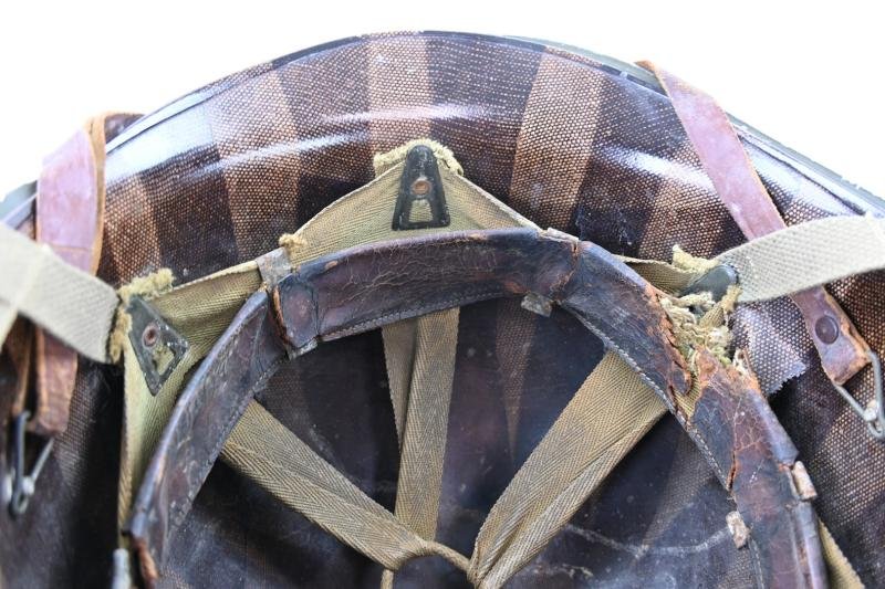 US WW2 M1 Fixed Bale Original Paratrooper Helmet — image 20