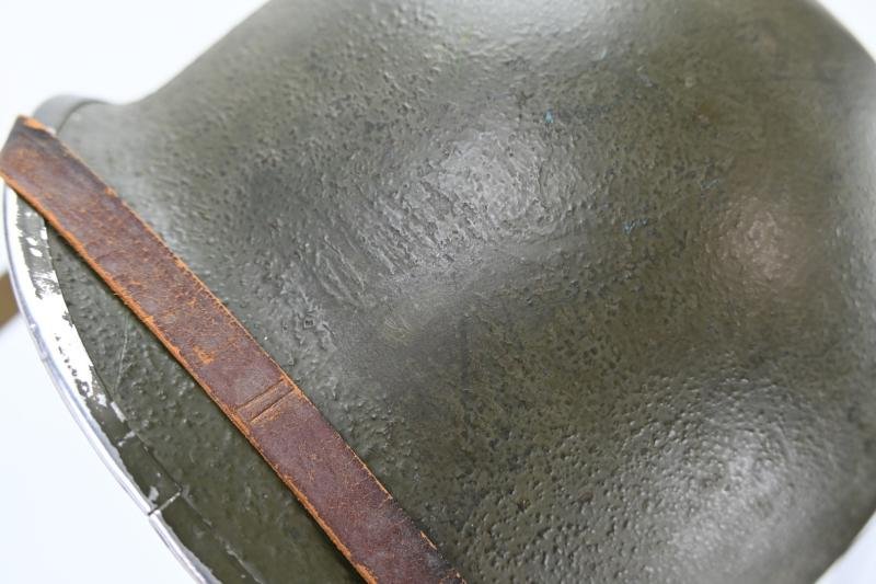 US WW2 M1 Fixed Bale Original Paratrooper Helmet — image 8