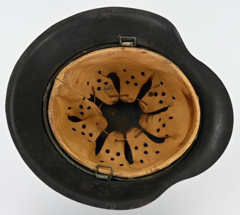German LW M42 SD Combat Helmet — image 9