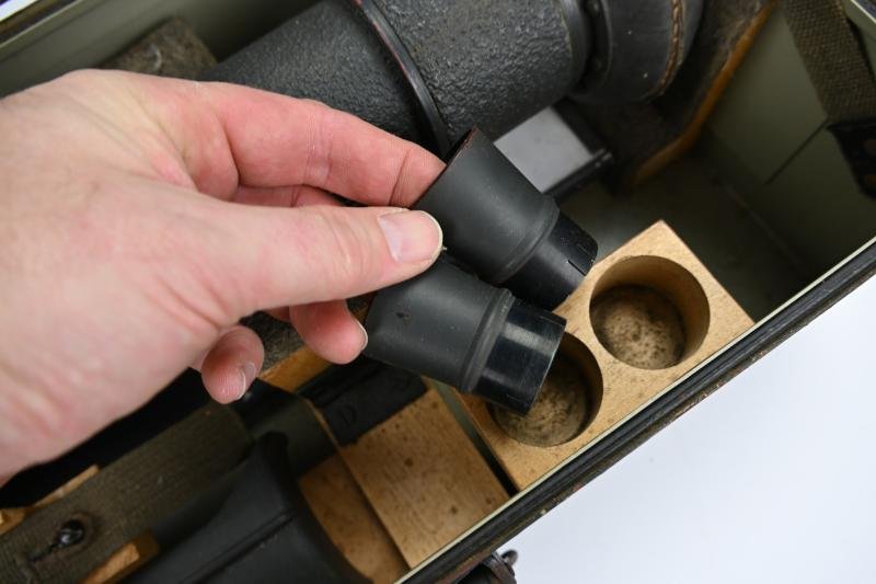 German WH Rangefinder EM 1mR 36 in Case — image 14