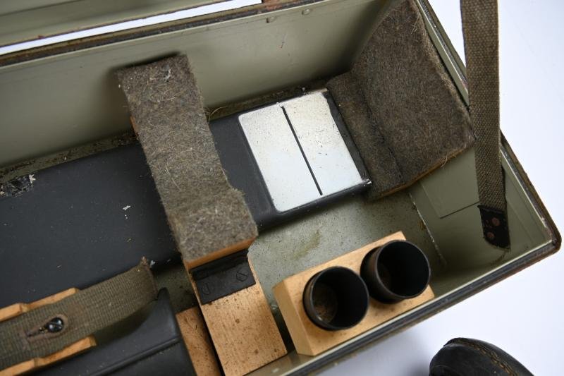 German WH Rangefinder EM 1mR 36 in Case — image 16