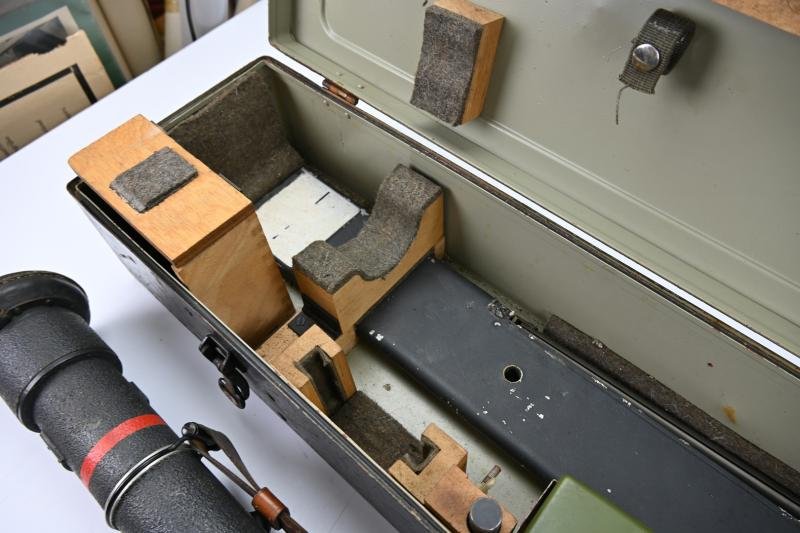 German WH Rangefinder EM 1mR 36 in Case — image 17