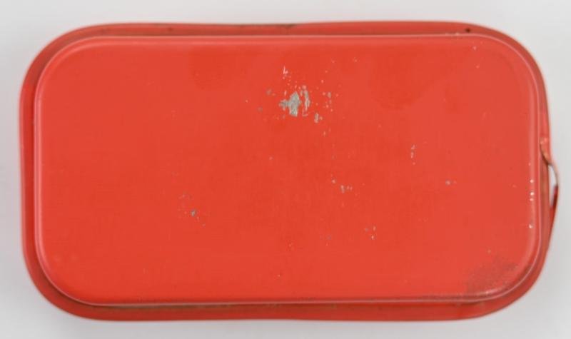 US WW2 M-1924 First Aid Pouch with First Aid Kit — image 6