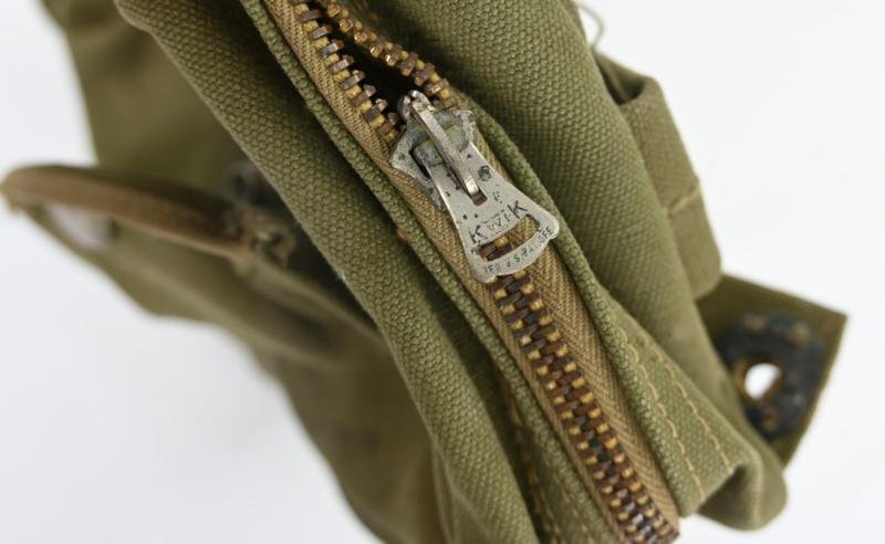 USAAF WW2 Medical Department FIrst Aid Pouch with Red Cross marking — image 6