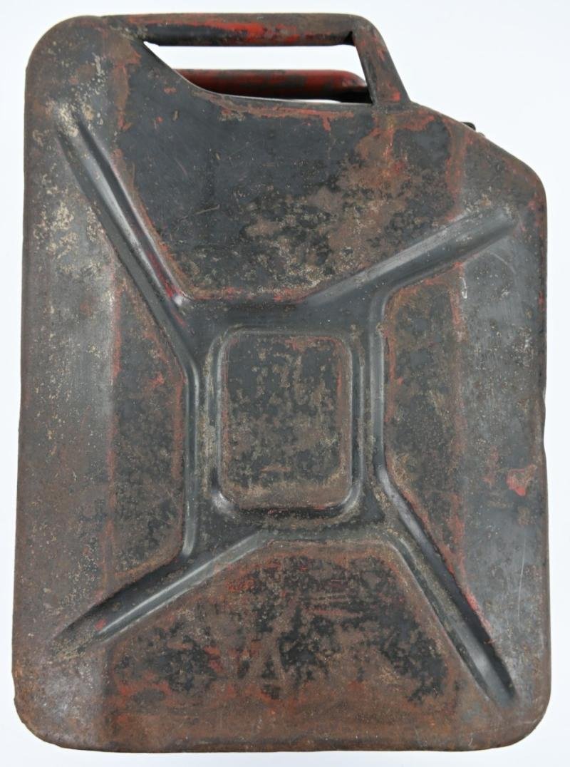 German WH 20 Liter Gasoline Jerrycan 1940 — image 7