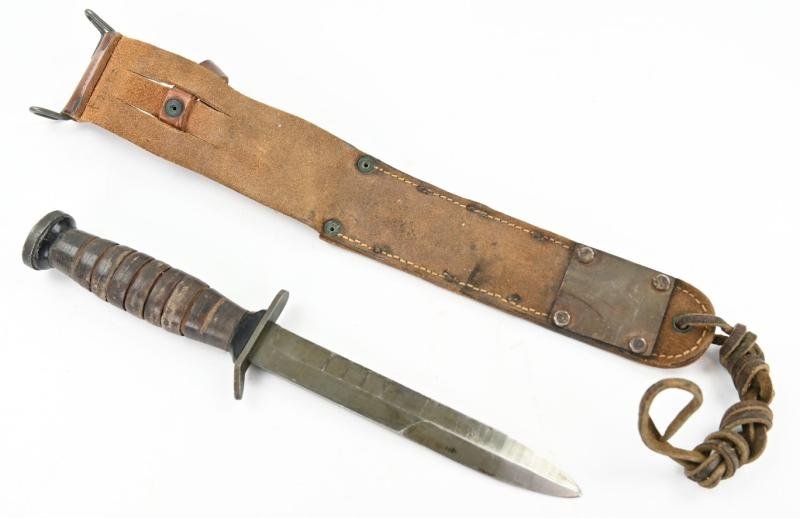 US WW2 Paratrooper M3 Fighting Knife with M6 Scabbard — image 11