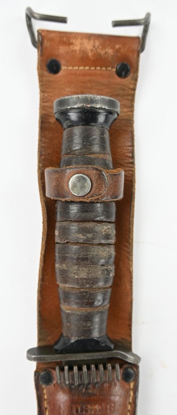 US WW2 Paratrooper M3 Fighting Knife with M6 Scabbard — image 2